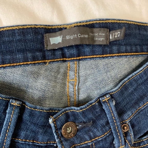LEVIS 👖Dark Wash Denim! - Picture 7 of 7